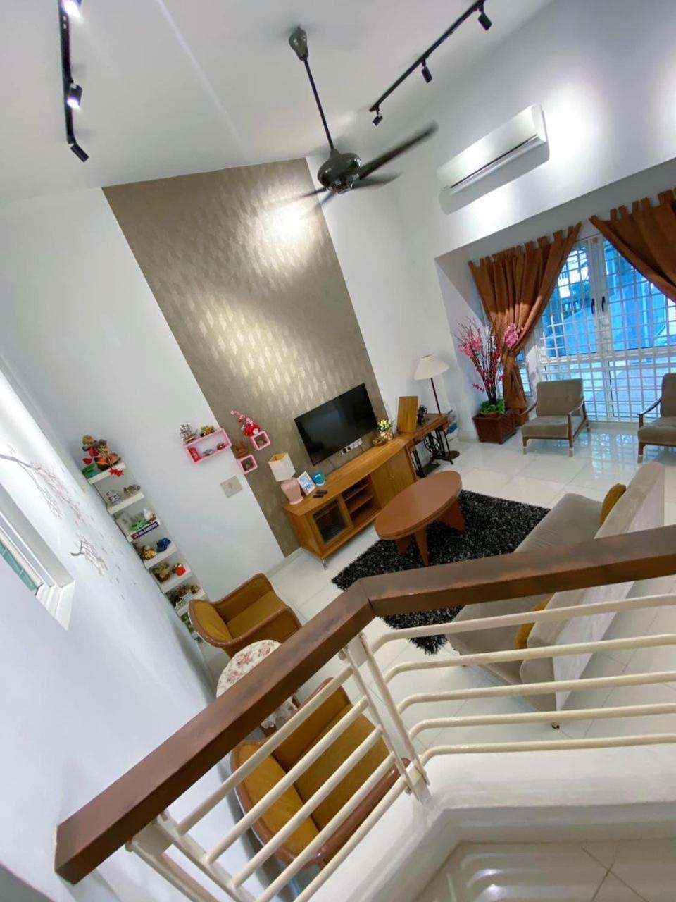 Nautilus Bay Home Inn George Town  Kültér fotó