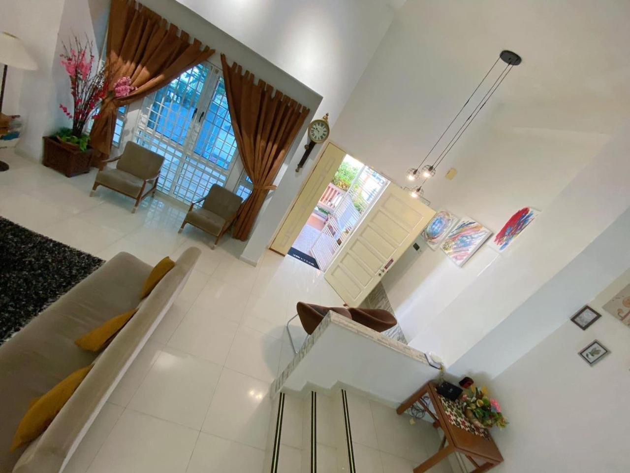 Nautilus Bay Home Inn George Town  Kültér fotó